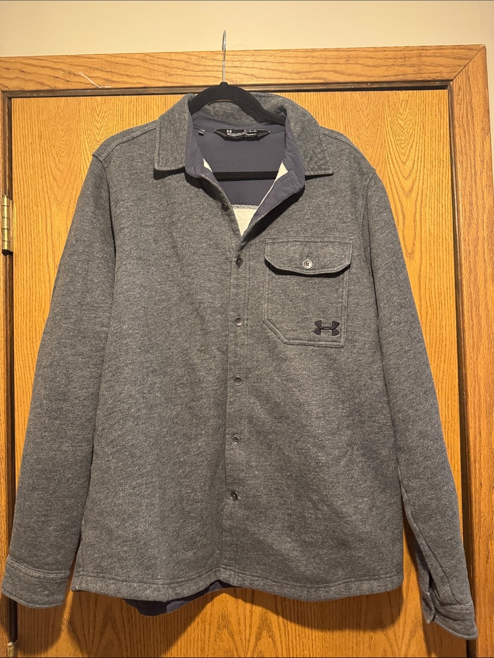 Under Armour Men's Heather Gray Button-Up Shirt Jacket